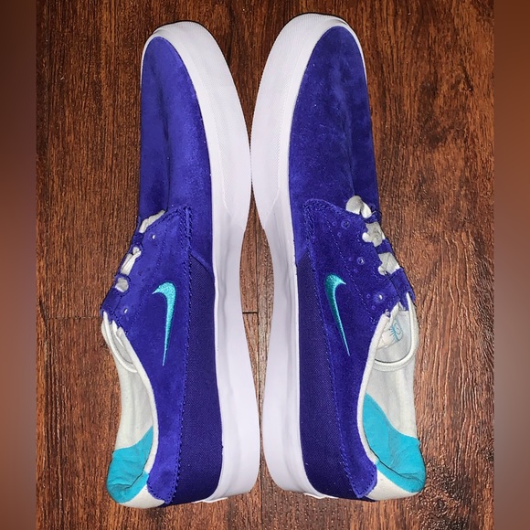 Nike Size 11.5 - Picture 9 of 15